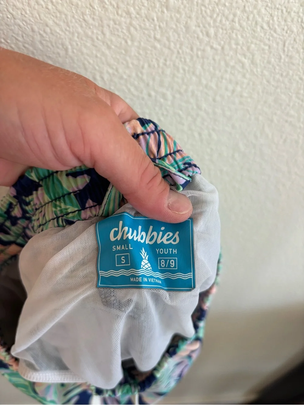 Chubbies swim trunks Night Faunas youth size 8/9